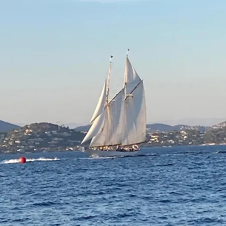 Bed & Breakfast Loumar 4*