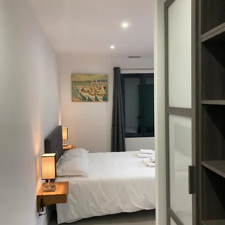 Oda ve Kahvaltı Loumar 4*